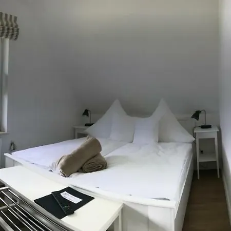 Appartements unter Reet Tumlauer Koog Exterior foto